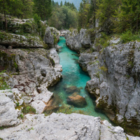 Modrozelená řeka Soča