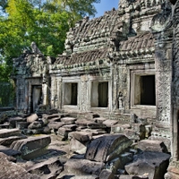 V troskách Angkoru
