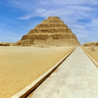 Džoserova stupňovitá pyramida