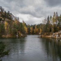 Zachnuřený podzim