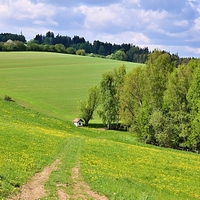 ...kaplička v podkrkonoší....