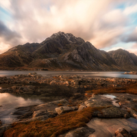 Leknes, Stornappstinden, Lofoty, Norway