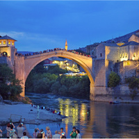 Mostar v podvečer