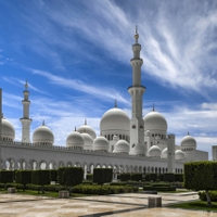 Perla v Abu Dhabi