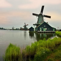 Holandské větrníky