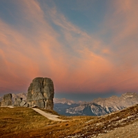 Obloha nad Cinque Torri