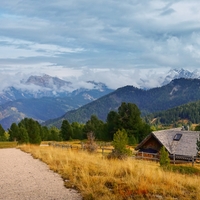 Směrem k horám  (Dolomity)