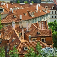 ...po pražských střechách...