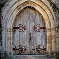brána kostela