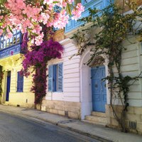 Typická ulička v městě  Gżira