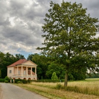 Lovecký zámeček