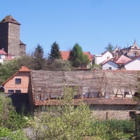 V podhradí