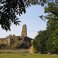 okoř
